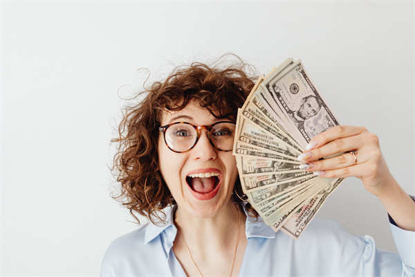 金价，突然大反转！男子卖8公斤黄金，净赚312万元！